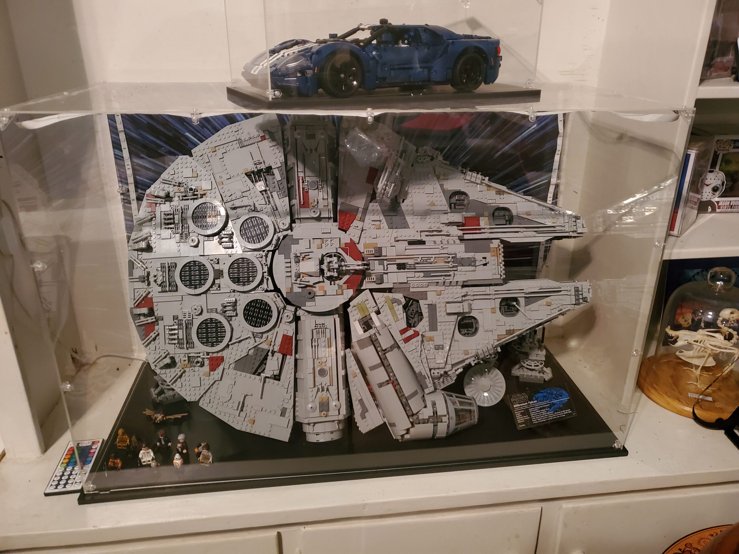 Display Case for LEGO Millennium Falcon #75192 (Vertical)
